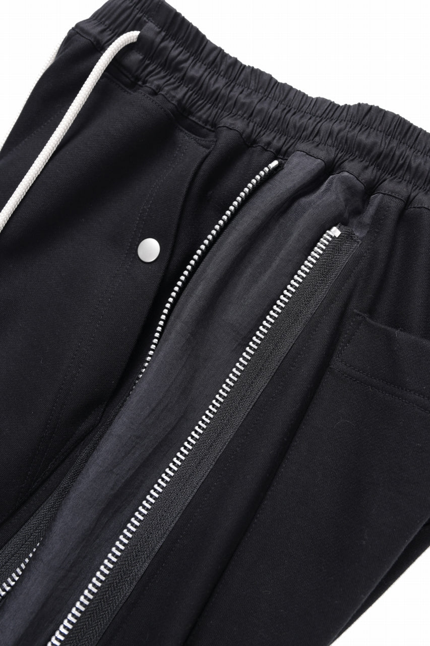 Load image into Gallery viewer, A.F ARTEFACT SIDE ZIP SARROUEL TRACK PANTS (BLACK)