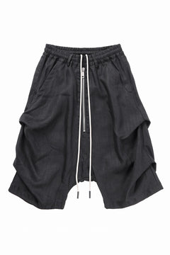 画像をギャラリービューアに読み込む, A.F ARTEFACT TUCK SHORTS / HERRINGBONE LINEN (BLACK)