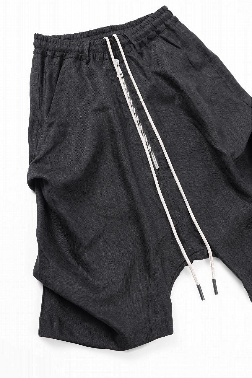 画像をギャラリービューアに読み込む, A.F ARTEFACT TUCK SHORTS / HERRINGBONE LINEN (BLACK)