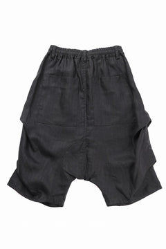 画像をギャラリービューアに読み込む, A.F ARTEFACT TUCK SHORTS / HERRINGBONE LINEN (BLACK)