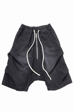 画像をギャラリービューアに読み込む, A.F ARTEFACT TUCK SHORTS / FADED DENIM (BLACK)