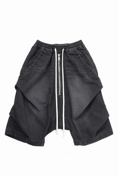 画像をギャラリービューアに読み込む, A.F ARTEFACT TUCK SHORTS / FADED DENIM (BLACK)