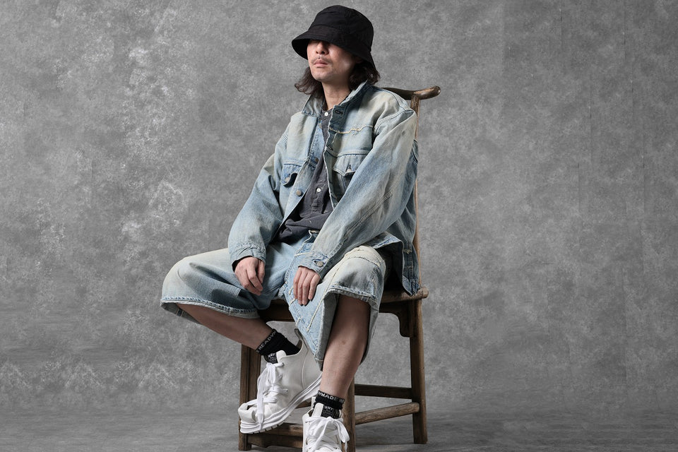 Load image into Gallery viewer, FULLCOUNT x KAMIYA Switching Denim Wide Bermuda Pants / 13.7oz Original Selvedge Denim (INDIGO BLUE)