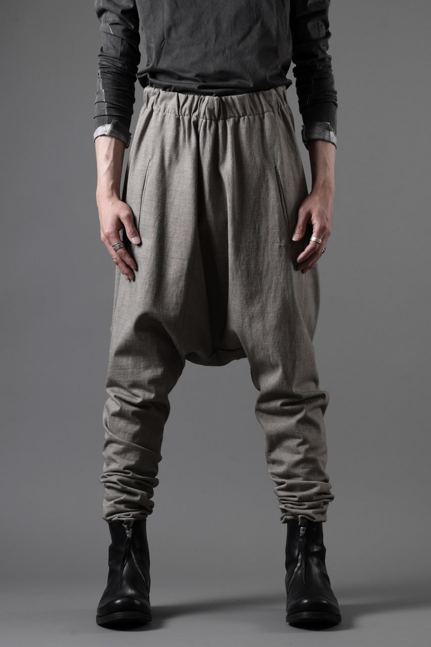 Load image into Gallery viewer, m.a+ elastic waist low crotch 2 pocket pants / P571/MJP1 (CARBON)