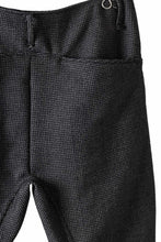 Load image into Gallery viewer, incarnation CARVED LEG SAROUEL TROUSERS JBP-2 / MICROSCOPIC CHECK WOOL (BLACK)