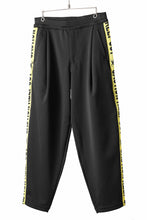 画像をギャラリービューアに読み込む, beauty : beast ”KEEP OUT” BOMTEMPS TRACK PANTS (BLACK x YELLOW)