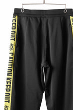 画像をギャラリービューアに読み込む, beauty : beast ”KEEP OUT” BOMTEMPS TRACK PANTS (BLACK x YELLOW)