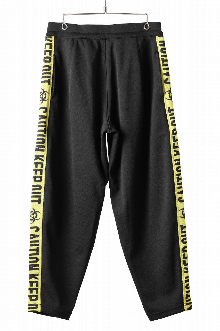 beauty : beast ”KEEP OUT” BOMTEMPS TRACK PANTS (BLACK x YELLOW)