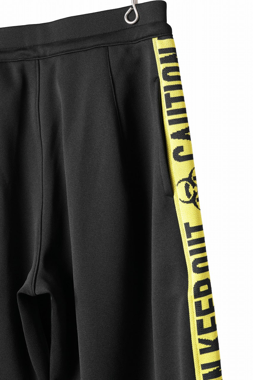 beauty : beast ”KEEP OUT” BOMTEMPS TRACK PANTS (BLACK x YELLOW)