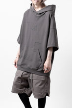 Load image into Gallery viewer, A.F ARTEFACT PYRA PATTERN PRINT SWEAT HOODIE SHORT SLEEVE (GREY)