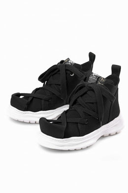 beauty : beast ROLL-TONGUE STAINNING SHOES feat. Maison MIHARA YASUHIRO (BLACK x BLACK)