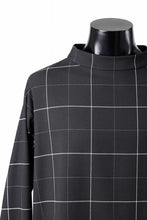 画像をギャラリービューアに読み込む, N/07 exclusive MOCK NECK PULLOVER / WINDOWPANE CHECK TR TWILL (BLACK)