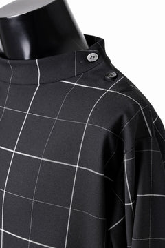 画像をギャラリービューアに読み込む, N/07 exclusive MOCK NECK PULLOVER / WINDOWPANE CHECK TR TWILL (BLACK)