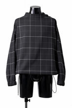 画像をギャラリービューアに読み込む, N/07 exclusive MOCK NECK PULLOVER / WINDOWPANE CHECK TR TWILL (BLACK)