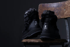 画像をギャラリービューアに読み込む, MASTERMIND WORLD x SUICOKE BOWER-TRab-FUR (BLACK)