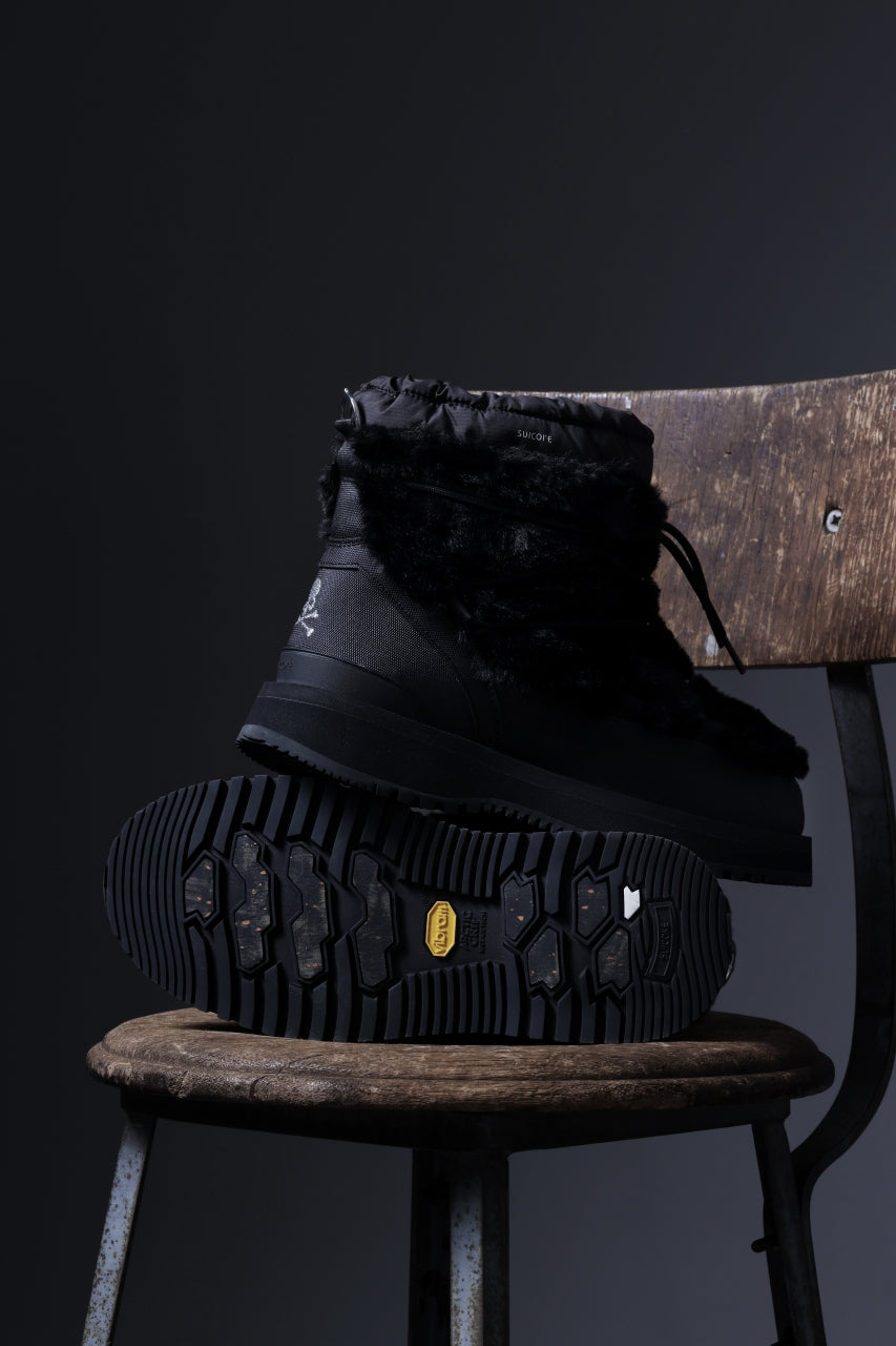 MASTERMIND WORLD x SUICOKE BOWER-TRab-FUR (BLACK)