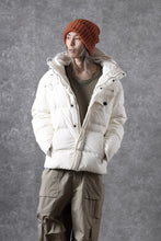 Load image into Gallery viewer, Ten c SURVIVAL DOWN JACKET / GARMENT DYED (WHITE)