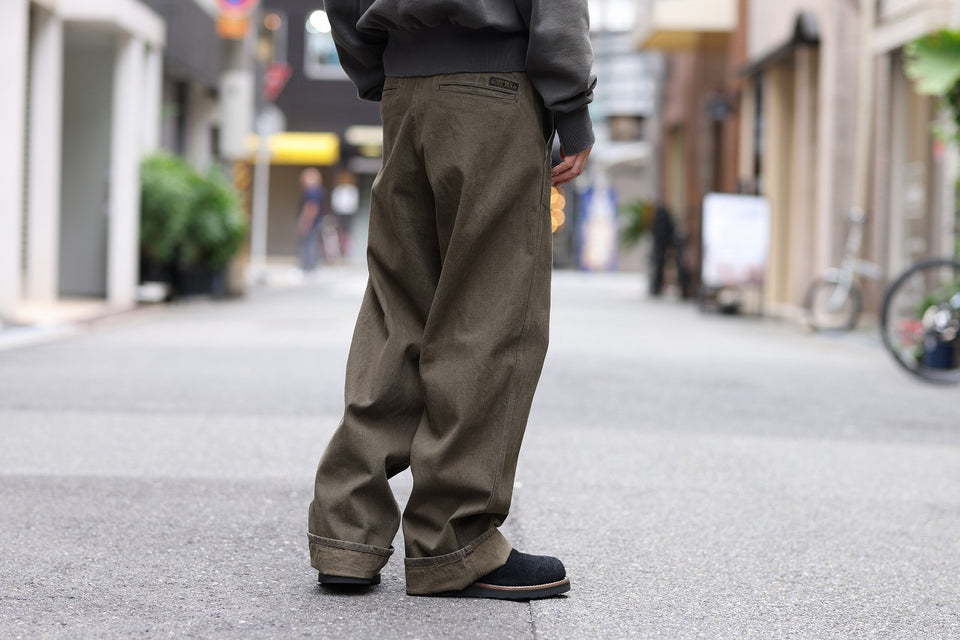 Load image into Gallery viewer, BROWN'S BEACH DUCK WORK PANTS (OLIVE)