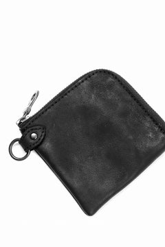 Load image into Gallery viewer, ISAMU KATAYAMA BACKLASH COIN PURSE / OBJECT DYED JP DOUBLE SHOULDER LEATHER (BLACK)