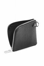 Load image into Gallery viewer, ISAMU KATAYAMA BACKLASH COIN PURSE / PYTHON LEATHER (BLACK)