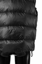 Load image into Gallery viewer, Ten c ASO DOWN VEST / PIECE DYED RIPSTOP 10 DEN + OJJ 11oz (BLACK)