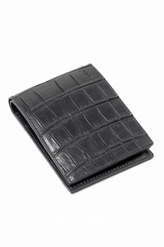 Load image into Gallery viewer, ISAMU KATAYAMA BACKLASH 2 FOLD WALLET / CROCODILE LEATHER (BLACK)