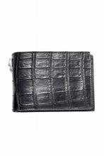 Load image into Gallery viewer, ISAMU KATAYAMA BACKLASH 2 FOLD WALLET / CROCODILE LEATHER (BLACK)