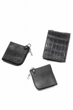 Load image into Gallery viewer, ISAMU KATAYAMA BACKLASH 2 FOLD WALLET / CROCODILE LEATHER (BLACK)