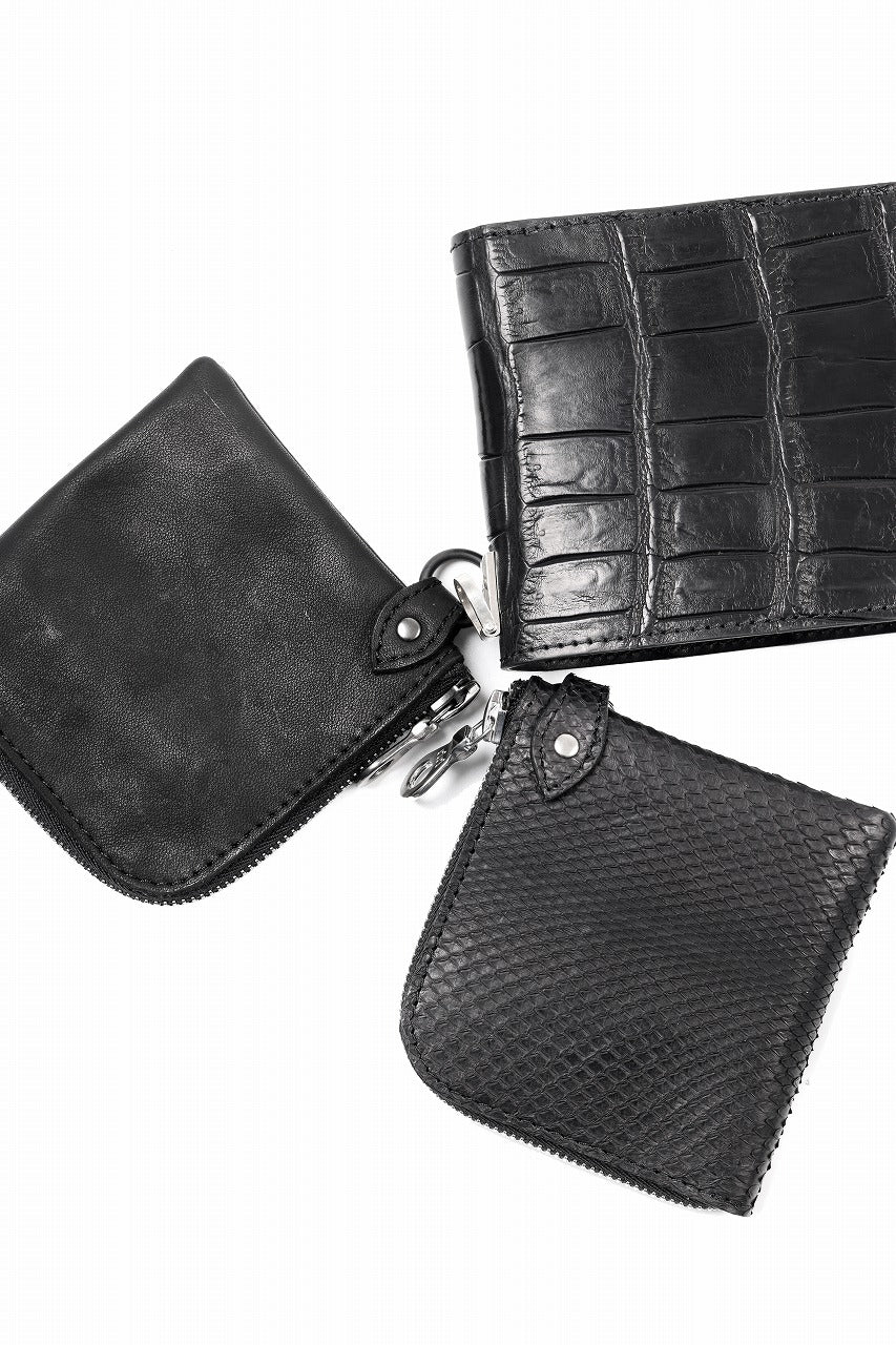 ISAMU KATAYAMA BACKLASH 2 FOLD WALLET / CROCODILE LEATHER (BLACK)