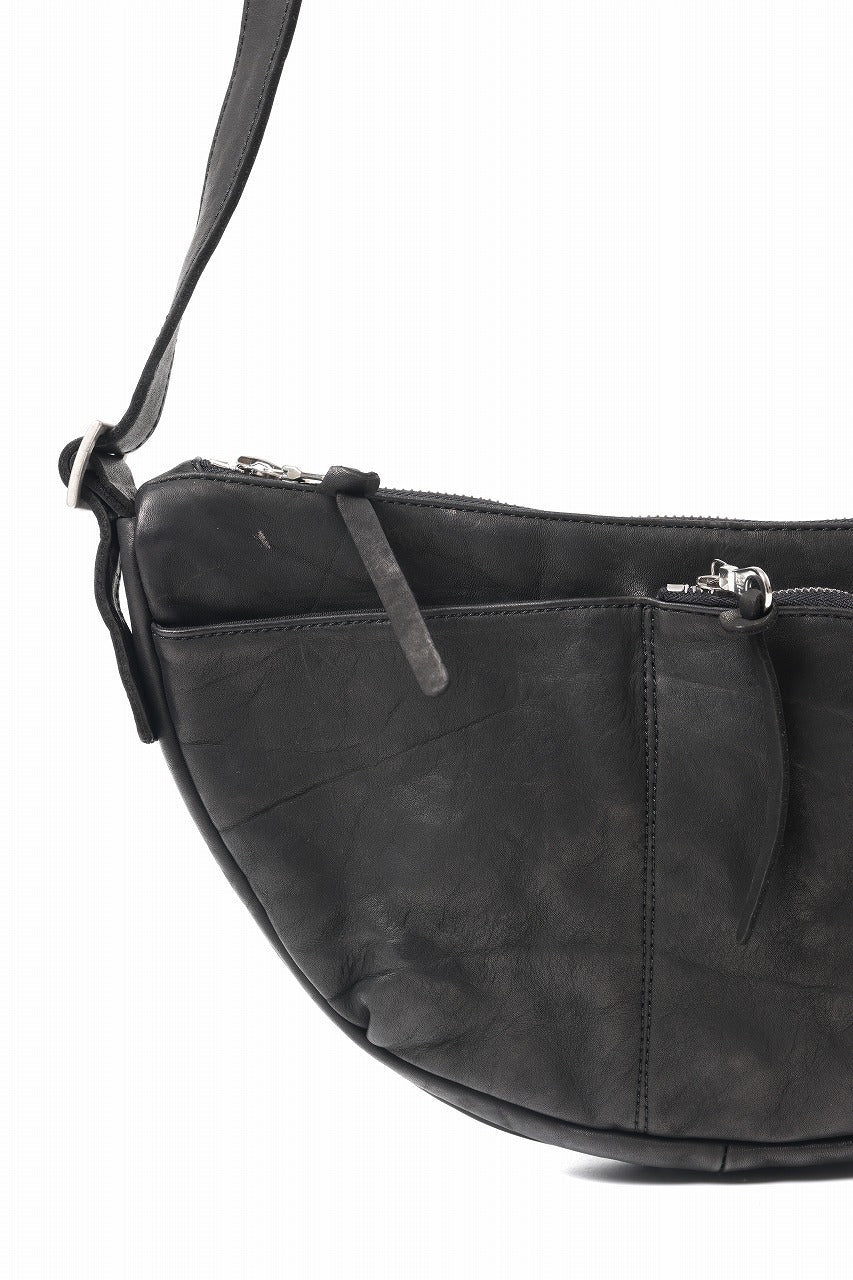 ISAMU KATAYAMA BACKLASH SHOULDER BAG / OBJECT DYED DOUBLE SHOULDER LEATHER (BLACK)