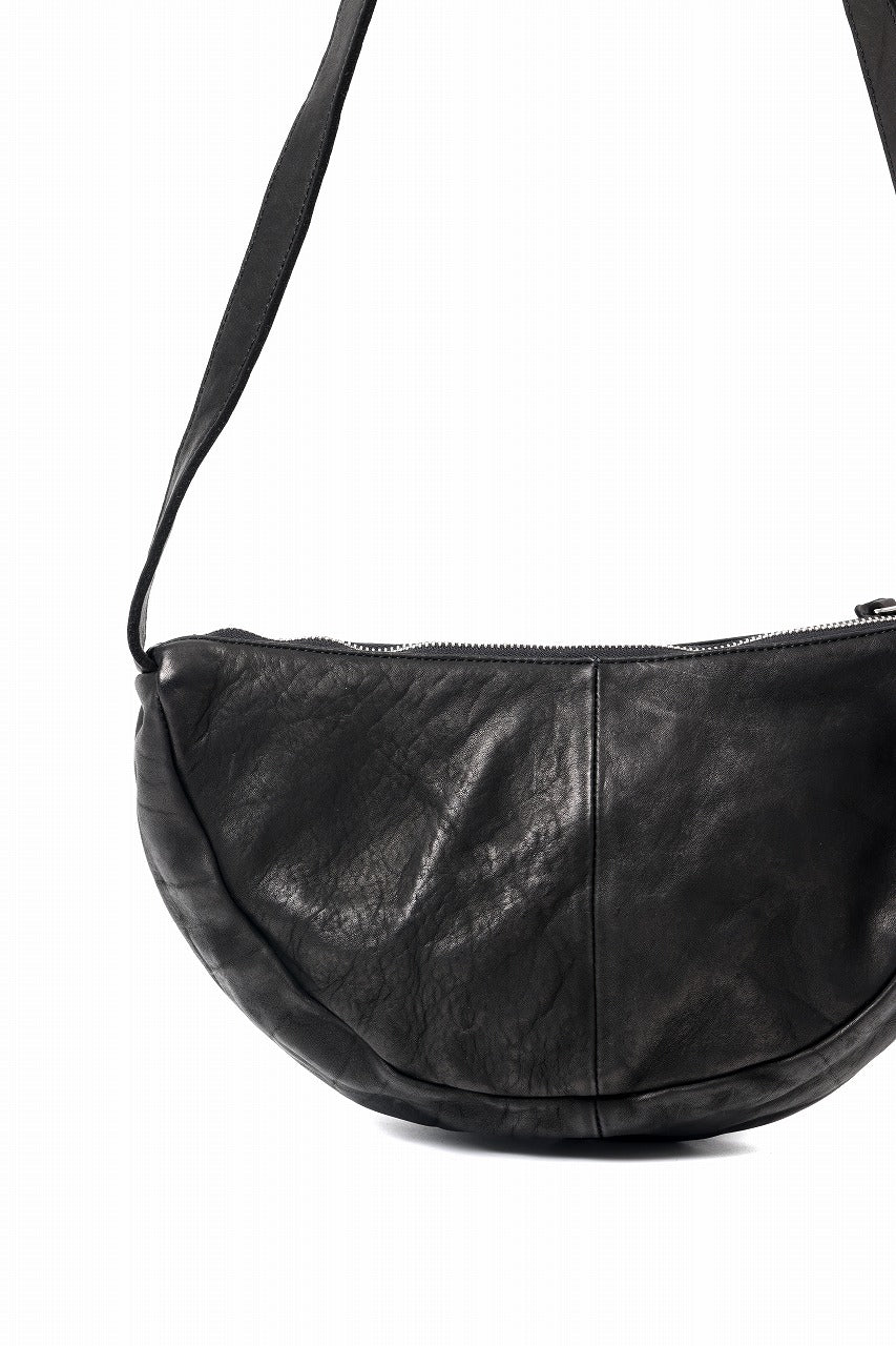 ISAMU KATAYAMA BACKLASH SHOULDER BAG / OBJECT DYED DOUBLE SHOULDER LEATHER (BLACK)