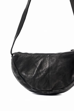 Load image into Gallery viewer, ISAMU KATAYAMA BACKLASH SHOULDER BAG / OBJECT DYED DOUBLE SHOULDER LEATHER (BLACK)