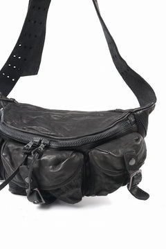 Load image into Gallery viewer, ISAMU KATAYAMA BACKLASH 3 PIN-BELT SHOULDER BAG / OBJECT DYED DOUBLE SHOULDER LEATHER (BLACK)