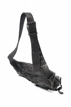 Load image into Gallery viewer, ISAMU KATAYAMA BACKLASH 3 PIN-BELT SHOULDER BAG / OBJECT DYED DOUBLE SHOULDER LEATHER (BLACK)