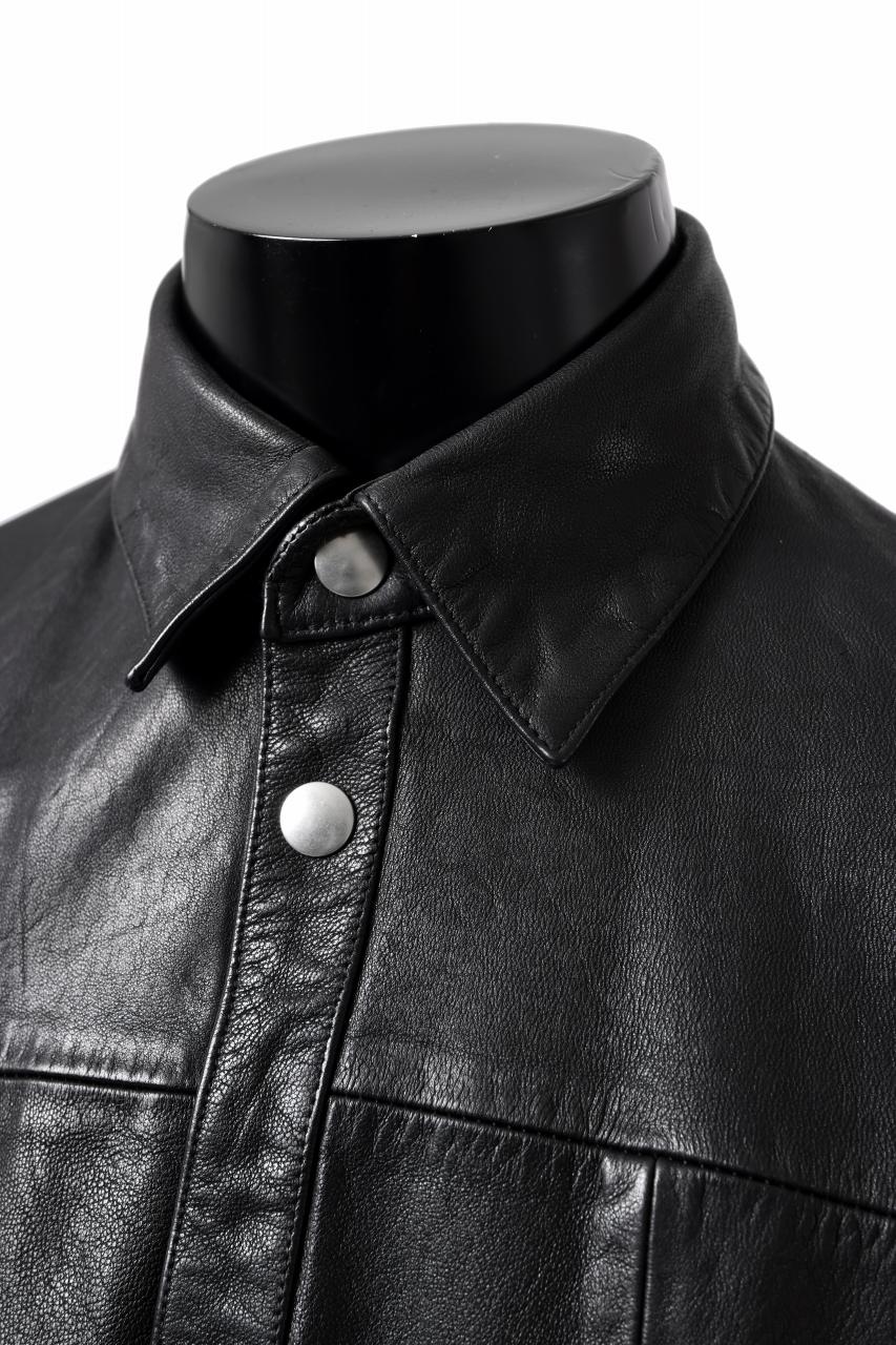 Load image into Gallery viewer, A.F ARTEFACT SNAPPED COCOON SHIRT-JACKET / SOFT GOAT LEATHER (BLACK)