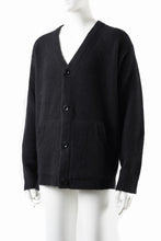 Load image into Gallery viewer, Ten c CARDIGAN / BRUSHED STRETCH WOOL (NERO)