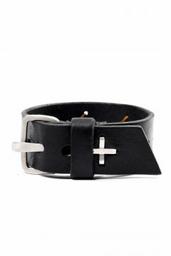Load image into Gallery viewer, m.a+ cross stitched med wrist band / A-F8E1 GR 3,0 (BLACK)
