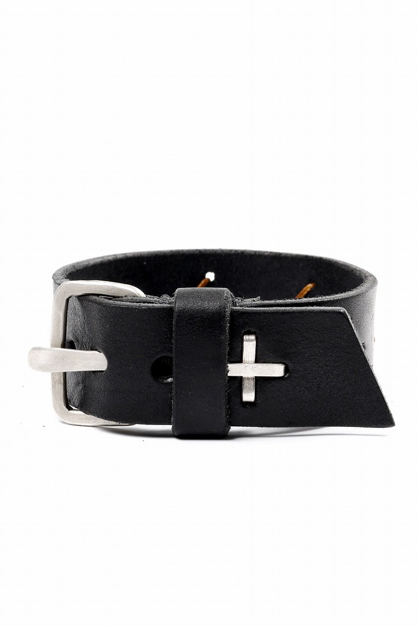 Load image into Gallery viewer, m.a+ cross stitched med wrist band / A-F8E1 GR 3,0 (BLACK)