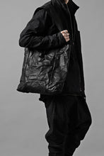 Load image into Gallery viewer, m.a+ medium tote bag / BT231 SY1.0 (BLACK)