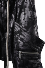 Load image into Gallery viewer, A.F ARTEFACT BELT CARGO SARROUEL JOGGER / MOTTLED COATED SWEAT (BLACK)