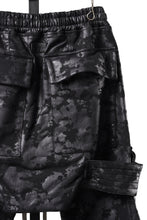 Load image into Gallery viewer, A.F ARTEFACT BELT CARGO SARROUEL JOGGER / MOTTLED COATED SWEAT (BLACK)