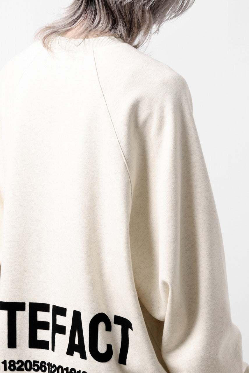 A.F ARTEFACT BOMBERHEAT® BACK LOGO DOLMAN TOPS (CREAM)