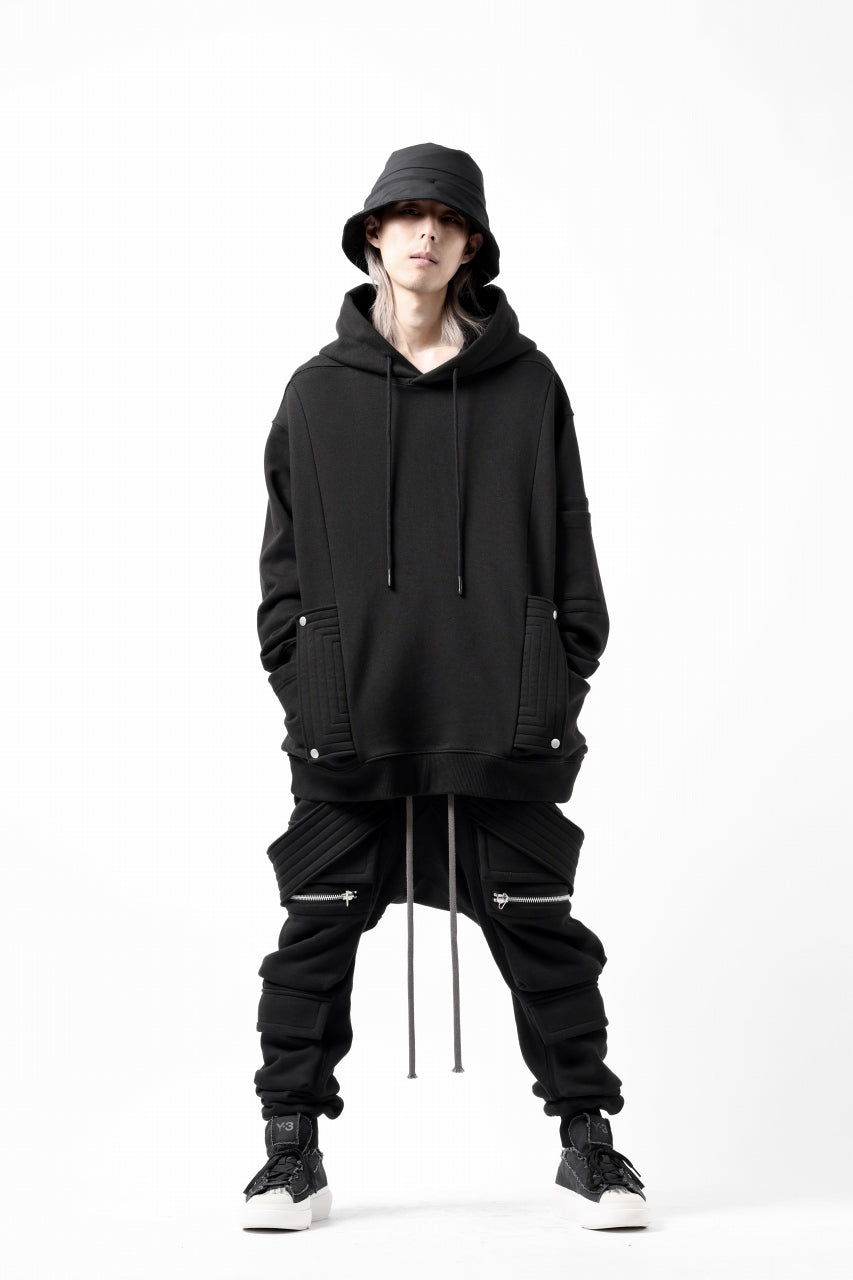 A.F ARTEFACT FLAP-DETAIL SWEAT HOODIE (BLACK)