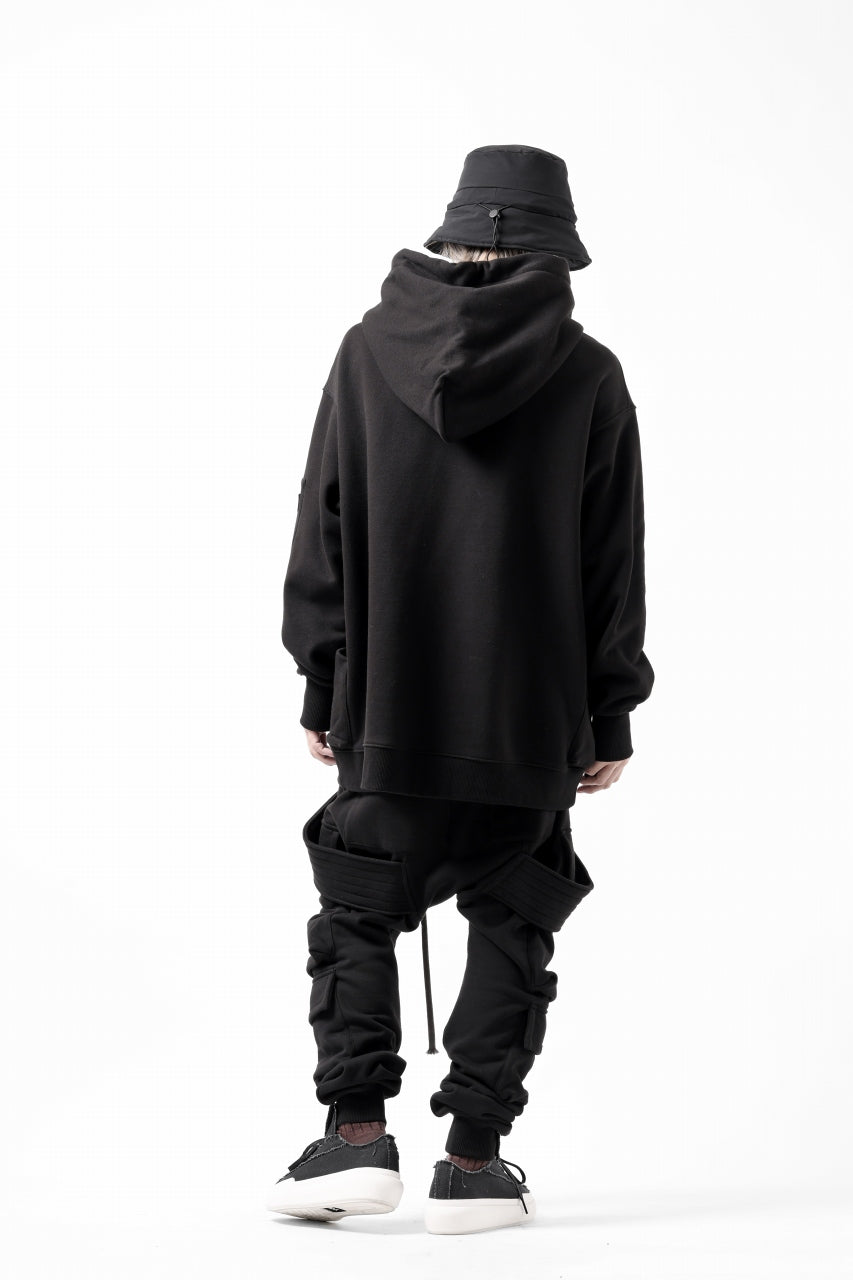 A.F ARTEFACT FLAP-DETAIL SWEAT HOODIE (BLACK)