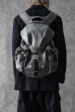 Load image into Gallery viewer, ierib exclusive Addiction Rucksack / White Waxed Shrunken Horse (BLACK)
