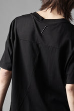 画像をギャラリービューアに読み込む, thom/krom STITCHING BASIC FIT T-SHIRT / SILKY COTTON JERSEY (BLACK)