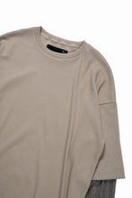 画像をギャラリービューアに読み込む, A.F ARTEFACT LAYERED CREW NECK TOP / WAFFLE KNIT JERSEY (BEIGE)
