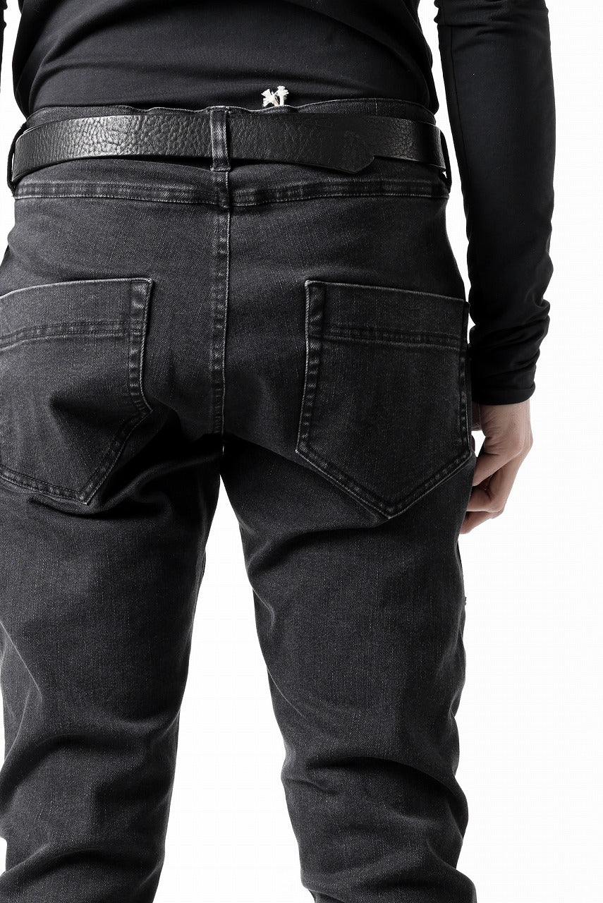 A.F ARTEFACT RELAXED SKINNY DENIM PANTS (BLACK)