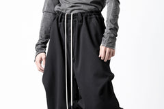 Load image into Gallery viewer, A.F ARTEFACT EXTREME WIDE BAGGY PANTS / SERGE TWILL (BLACK)