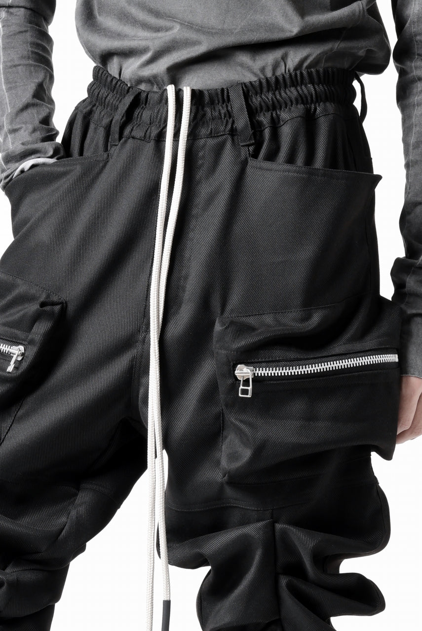 A.F ARTEFACT MONSTER TUCK FLARE BAGGY PANTS / LUX PES TWILL (BLACK)